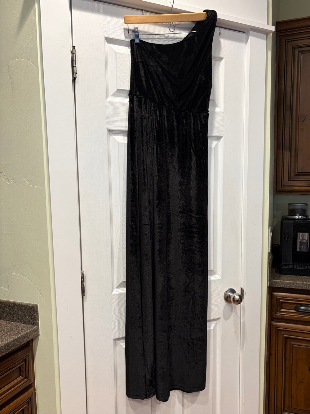 Baltic Born Tatiana One-Shoulder Black Velvet Maxi Dress